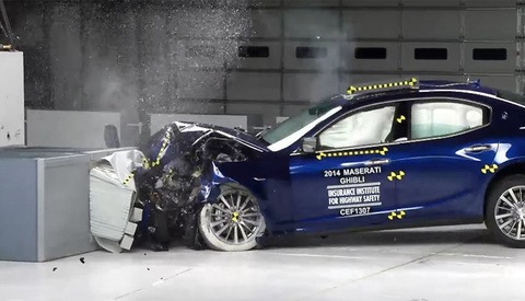 Crash Test Photography: Capturing the Impact in Slow Motion