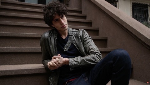 Struggling With Posing? Here Are Five Go-to Poses for Men