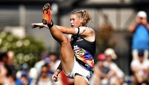 Photo of Australian Footballer Sparks Controversy