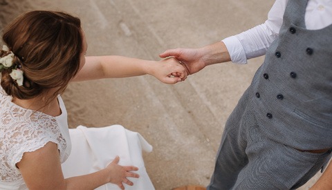 Find the Right Music for Your Wedding Slideshows and Films With Musicbed!