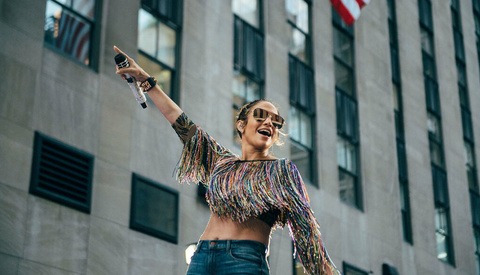 Jennifer Lopez Backtracks on Legal Case Against Instagram Photo Usage, Settles With Photographer