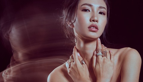 How I Shot This Using Rear Curtain Sync and Mixing Strobe With LED Continuous Light