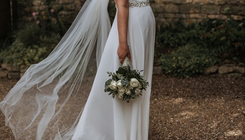 Why More Wedding Photographers Should Second Shoot First