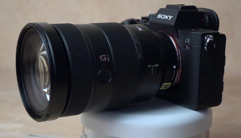 A Comprehensive Review of the Sony a7R IV