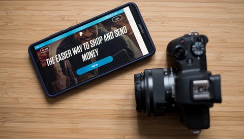 Photographer Lists a Camera on eBay, Gets Scammed by a Buyer Because of a PayPal Loophole