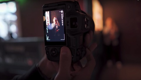 A Portrait Photographer Takes Another Look at the EOS R, but That’s Not Why You Should Watch This Video