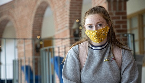Pandemic Face Masks Are Really Screwing Up Autofocus