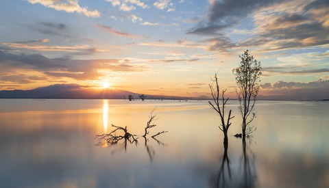 5 Ways to Enhance Your Landscape Photography Composition Through Long Exposure