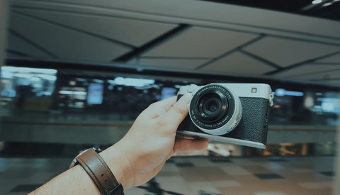 Fujifilm X-E5 Review: A Beautiful Camera With Pros and Cons
