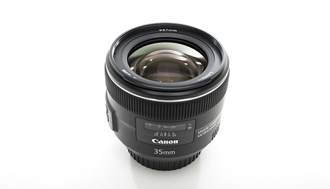 Fstoppers Reviews the Canon 35mm f/2 | Fstoppers