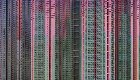 Incredible Photos of Architectural Density in Hong Kong