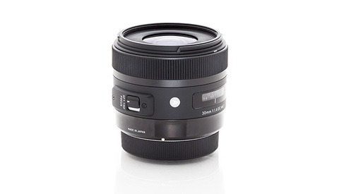 Fstoppers Reviews The Sigma 30mm F 1 4 Dc Hsm Prime Lens Fstoppers Fstoppers Reviews The Sigma 30mm F 1 4 Dc Hsm Prime Lens Fstoppers