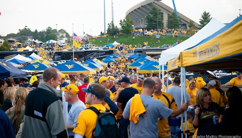 What I Learned From Photographing 35 College Football Tailgates