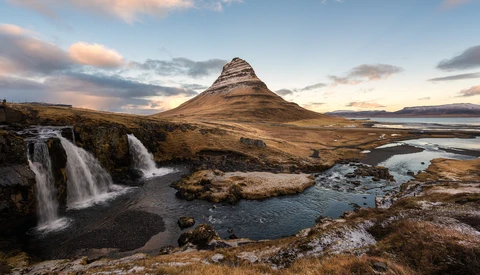 Critique the Community: Submit Your Photos From Iceland