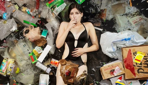 "7 Days of Garbage" A Shocking Series By Gregg Segal