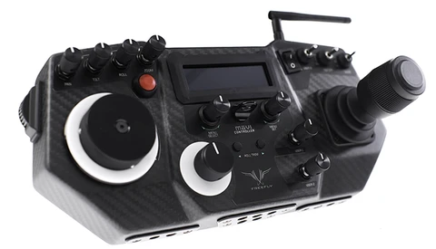 Freefly Shipping New MoVI Controller