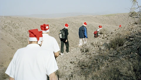 "Southbound" Series Captures Yearly Migration of Norwegians to Sunnier Shores