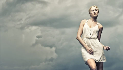  How to Shoot One Light Dramatic Portraits on Location by Yourself