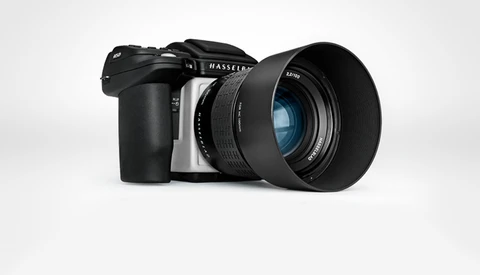 Hasselblad Slashing Prices on H5D and Lenses through December 24th