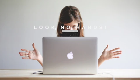 Graphic Designer Uses Manfrotto Tripod and Apple Magic Trackpad to Work Hands-Free
