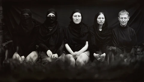 The Smithsonian Just Gave You 40,000 Pieces Of Art, Including 400 Photos