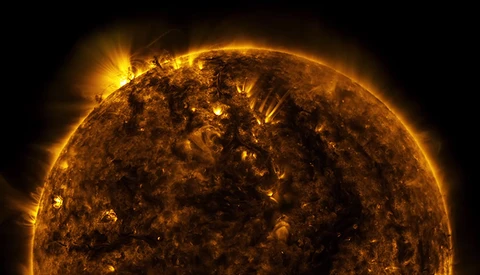 This Solar Time-Lapse Photographed over Five Years Is the Coolest Thing You Will See Today