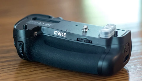 Review: The Meike MK-DR750 Battery Grip for the D750 Is Fantastic, and It's Not Even Because of the Grip