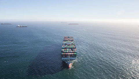 Amazing Aerial Imagery of Overwhelming Trade Traffic off the Coast of Los Angeles