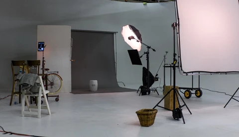 Setiquette: A Primer in On-Set Behavior