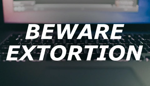 Beware: Bad Review Extortion Scam Targeting Photographers