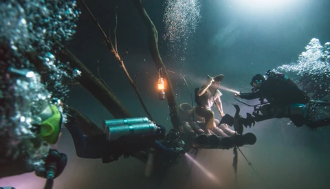 How Von Wong Captured An Amazing Portrait Deep Under Water