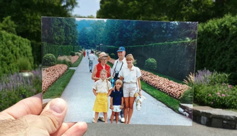 Take an Emotional Journey Through Time with Photographer's Amazing "Past and Present" Project