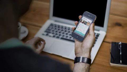 An App to Help Photographers Find Workspace Away From Home