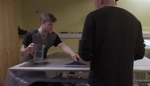 Video Shows The Process Of Creating A Massive 4x5 Foot Print In The Darkroom