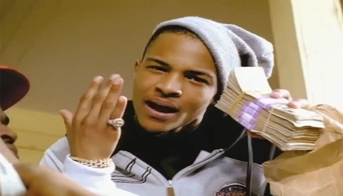 Rapper T.I. Complains About Music Piracy and Then Proceeds to Blatantly Steal Photographer's Work