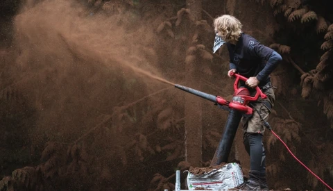 This Behind-the-Scenes Video Shows How to Create an Epic Dirt Blizzard