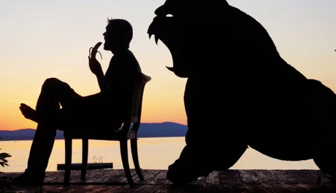 Creative Sunset Selfies Made From Cardboard Silhouettes