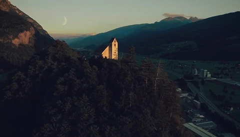Multi-Part Video Series on Mastering Drone Footage Is a Must-Watch That Will Make You Drool While You Learn