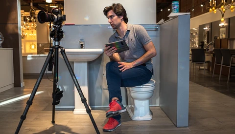 Innocent Photographer Surrounded After Woman Calls Cops on Him: Why It's Your Fault and the Media's