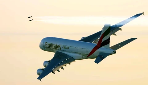 Behind-the-Scenes Video for Flying Jetpacks Around a Massive Emirates A380 Plane Over Dubai