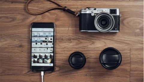 The New and Improved Way to Quickly Transfer Photos from Your DSLR to Your iPhone