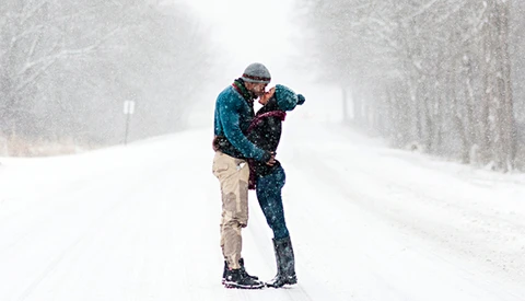 Photographer and Engaged Couple Brave Blizzard Conditions for Memorable Photoshoot