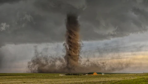 A Look Into Choosing the Winners of the 2015 National Geographic Photo Contest