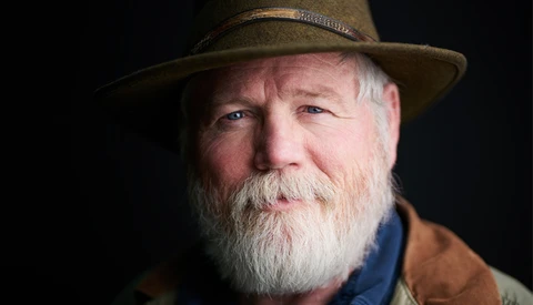 A How-To Guide On Photographing Strangers
