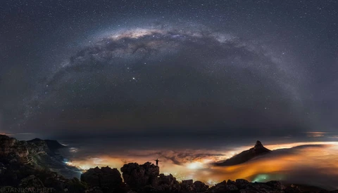 Astrophotographer Exposes Cape Town Through New Images