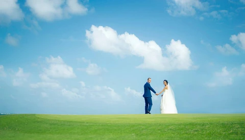 Wedding Photography Disaster or Weather Blessing: Rainy Day Photos