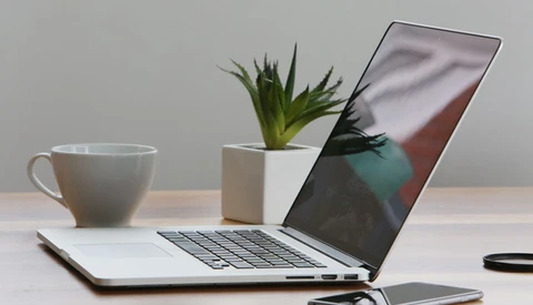 Online Website Builders for Photographers and Retouchers
