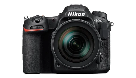Fstoppers Reviews the Nikon D500