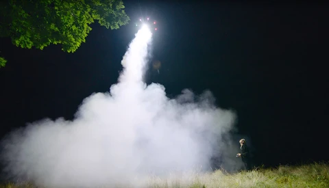 DIY Drone-Mounted 1000-Watt LED Light Provides Fantastic Nighttime Video Effects