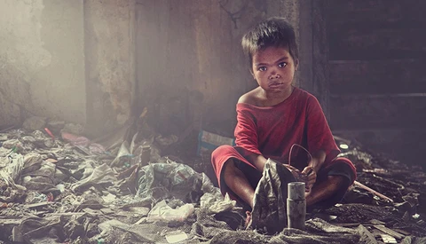 Photos Raise Awareness on World Homeless Day